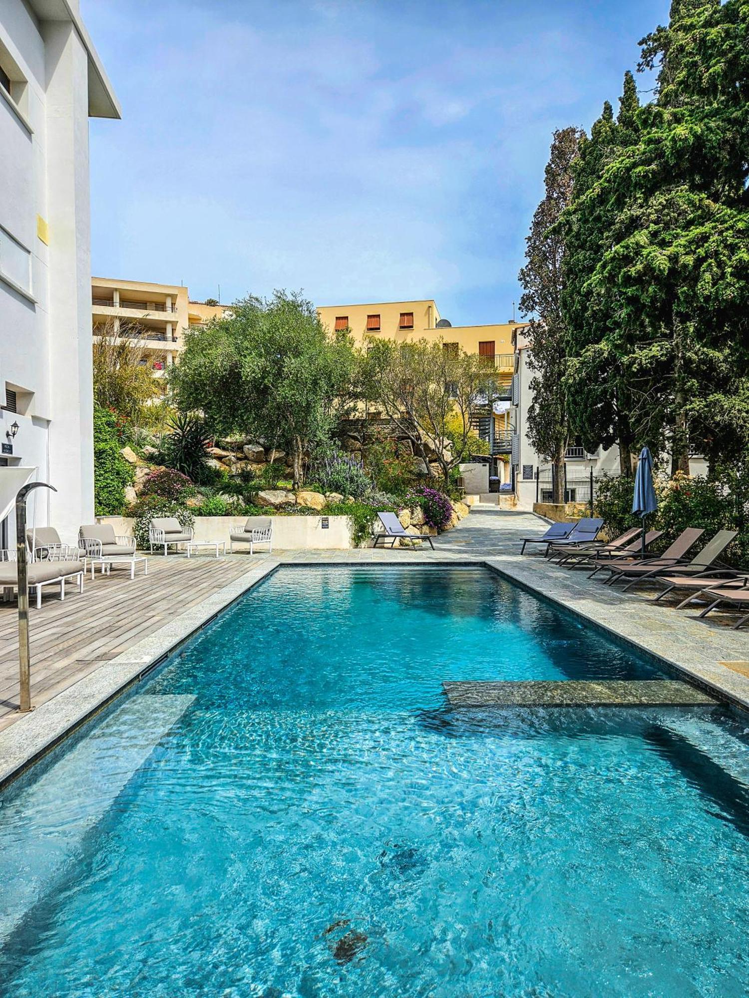 Best Western Hotel Casa Bianca, Piscine Interieure Et Exterieure Calvi  Dış mekan fotoğraf